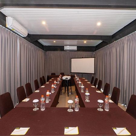 Hotel Summerville Majalengka Bagian luar foto