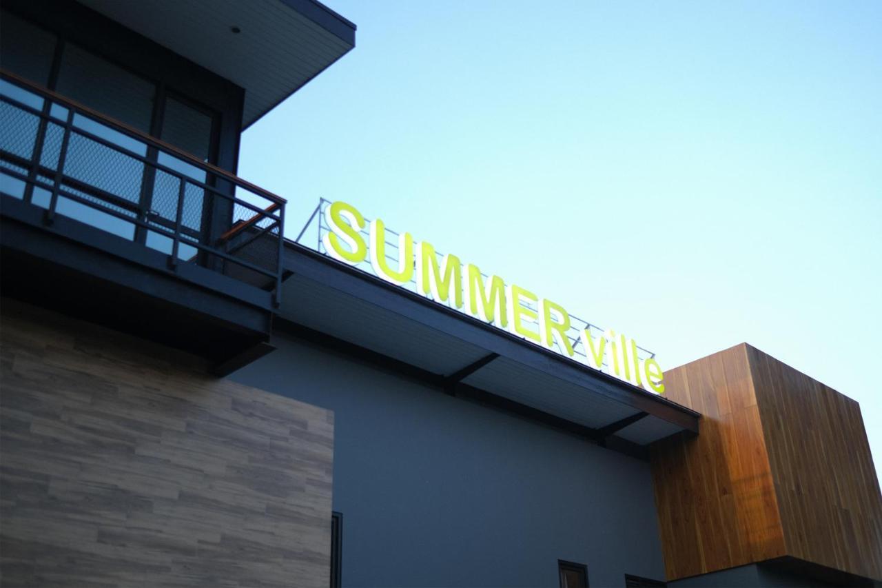 Hotel Summerville Majalengka Bagian luar foto
