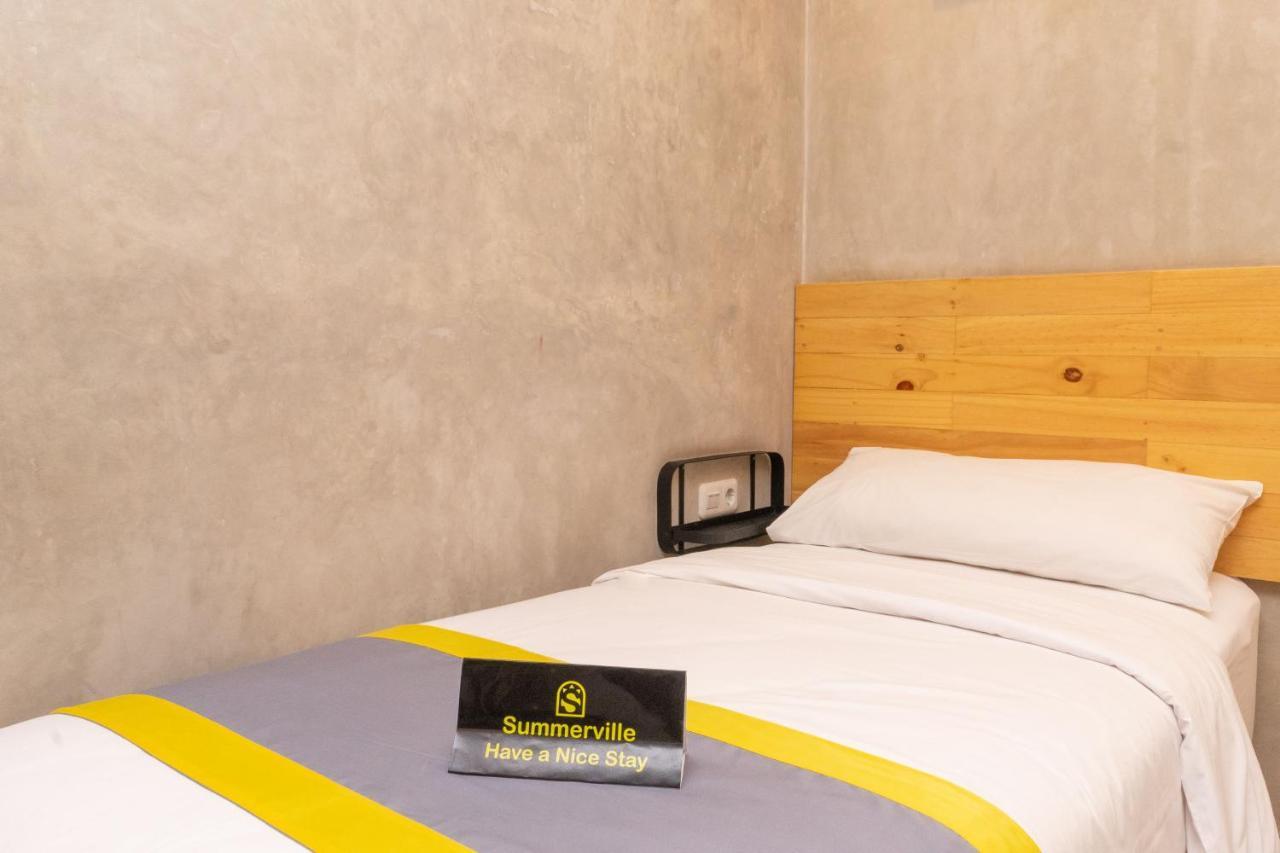 Hotel Summerville Majalengka Bagian luar foto